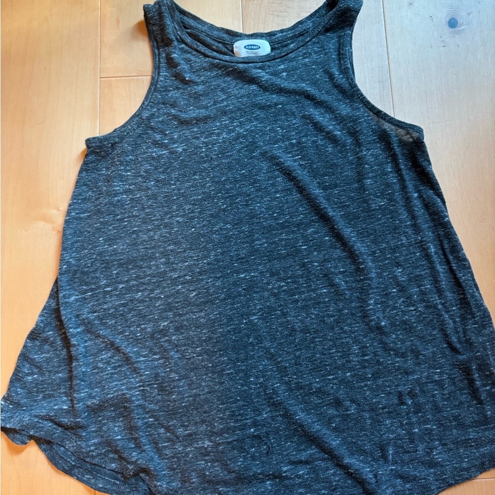 Old Navy Women's Sleeveless Gray and Red Tank Tops Bundle of 2